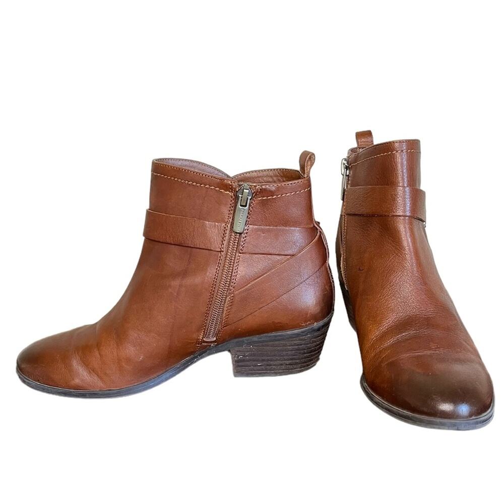 VINCE CAMUTO‎ Peamer Cognac Burnished Leather Ankle Boots Buckles Distressed 7.5